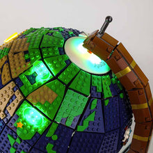 Load image into Gallery viewer, Classic Earth Map 2585PCS brick kit model creative assembly blocks toy boy's birthday gift
