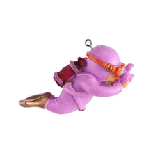 Load image into Gallery viewer, Kawaii Resin Frogman Aquarium Ornaments Interesting Floating Decoration Artificial Mini Diver Fish Tank Aquarium Accessories
