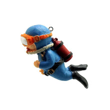 Load image into Gallery viewer, Kawaii Resin Frogman Aquarium Ornaments Interesting Floating Decoration Artificial Mini Diver Fish Tank Aquarium Accessories
