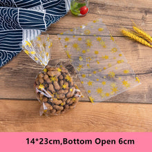 Load image into Gallery viewer, 50pcs Golden Star Christmas Candy Baking Bags Cookie Chocolate Self Stand Packaging Bags Birthday Party Favor
