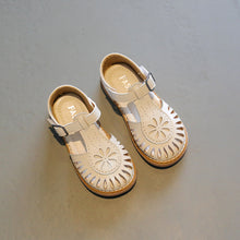 Load image into Gallery viewer, Girl T-Strap Shoes Hollow Out British Style Soft Classic Kids Mary Janes 22-36 Infant Round Toe Flat Summer Kids Sandals
