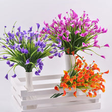 Load image into Gallery viewer, 5pcs 25 heads/bouquet mini artificial calla with leaf plastic fake lily Aquatic plants home room decoration flower
