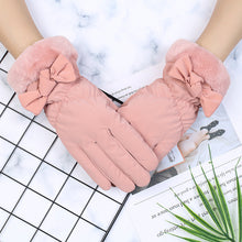 Load image into Gallery viewer, Autumn and Winter Warm Gloves Women Fleece-Lined Waterproof Riding Touch Screen Hair Mouth Bow Cotton Gloves
