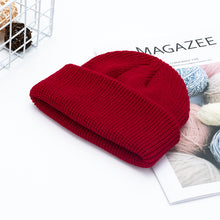 Load image into Gallery viewer, Light Board Solid Color Knitted Hat Men's Warm Beanie Hat Korean Style All-Matching Knitted Hat Knitted Hat Yupi Beanie Hat
