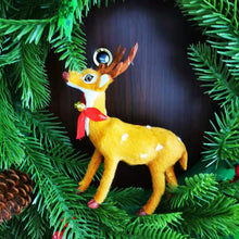 Load image into Gallery viewer, Christmas Deer Door Hanging Garland Christmas Deer Decorations
