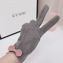 Load image into Gallery viewer, Cute Butterfly Finger Student Windproof Cycling Five Finger Touch Screen Gloves
