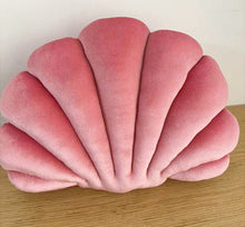 Load image into Gallery viewer, Fairy Home Luxury Decor Shell Pillow princess's Fantastic Velvet Pillow Sea Shell Home Decor Bed Sofa Cushion Decoration Gift
