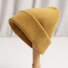 Load image into Gallery viewer, Wool Brimless off-the-Face-Hat Women's Knitted Fashionable Warm Korean-Style Bag Cap Wool Autumn and Winter
