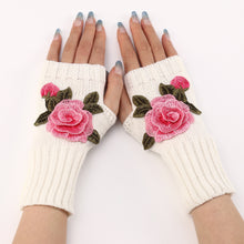 Load image into Gallery viewer, 2023 New Autumn and Winter Women's Short Chic Flower Gloves Knitted Wool Oversleeve Warm Half Finger Fingerless Gloves
