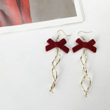 Load image into Gallery viewer, Vintage Earrings Women 'S Simple Line Wine Red Ear Hook Autumn And Winter New Flocking Bow All-Matching Graceful Ear Clip Earrings
