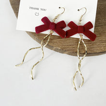 Load image into Gallery viewer, Vintage Earrings Women 'S Simple Line Wine Red Ear Hook Autumn And Winter New Flocking Bow All-Matching Graceful Ear Clip Earrings
