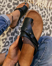 Load image into Gallery viewer, Large Size Platform Slippers Women's Casual Flat Flip-Flops Women's Shoes
