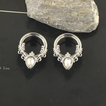 Load image into Gallery viewer, Set of Belt Tire Water Drops with Diamond Ear Extender Popular Ornament Body Piercing Ear Amplifier
