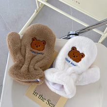 Load image into Gallery viewer, All-Inclusive Gloves Cold Protection Fleece Thickened Warmth Retention Material Plush Winter Student Couple
