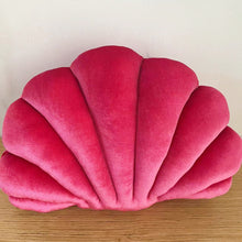 Load image into Gallery viewer, Fairy Home Luxury Decor Shell Pillow princess's Fantastic Velvet Pillow Sea Shell Home Decor Bed Sofa Cushion Decoration Gift
