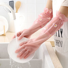 Load image into Gallery viewer, Waterproof Warm Velvet Padded Thickened Gloves Cartoon Laundry Cleaning Housework Laundry Rubber Gloves
