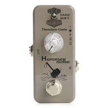 Load image into Gallery viewer, Movall MP-307 Hammer Noise Gate Guitar Effect Pedal True
