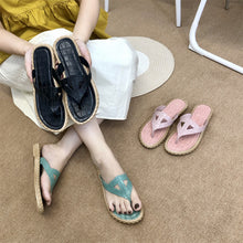 Load image into Gallery viewer, Summer Fashion Straw Woven Hemp Rope Flip-Flops Women's Shoes Seaside Beach Vacation Flip-Flops
