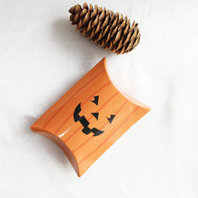 Load image into Gallery viewer, 50 Pcs/set Halloween Gift Box Funny Gift Box Candy Box Pillow Box Creative Packaging Box Paper Box
