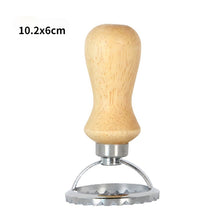Load image into Gallery viewer, Ravioli Cutter Set Pasta Press Kitchen Attachment Kit Ravioli Maker Mold Tool Ravioli Stamp Set Pastry Wheel Set cake mold
