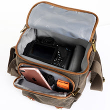Load image into Gallery viewer, Retro Photo Case Causual Canvas Camera Bag For Fujifilm X-E4 X-T4 X-S10 X-T200 X-T100 X-T30 X-T20 X-A7 X-A5 X-A20 XT30 II XT30II
