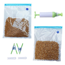 Load image into Gallery viewer, Reusable Vacuum Bags for Food Storage Seal Bags Set Ziplock Freezer Bag with Hand Pump Bag Sous Vide Bags Packages for Freezing
