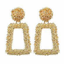 Load image into Gallery viewer, Round Shaped Golden Earrings Simple Metal Vintage Earrings For Women Fashion Jewelry Girls Earring brincos

