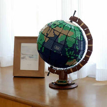 Load image into Gallery viewer, Classic Earth Map 2585PCS brick kit model creative assembly blocks toy boy's birthday gift
