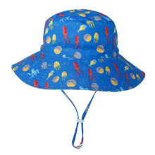 Load image into Gallery viewer, Summer Outdoor UV Protection Bucket Hat for Baby Kids Wide Brim  Beach Sun Hat Adjustable Chin Strap Cap for 0-8 Years Girl Boy
