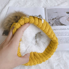 Load image into Gallery viewer, Three-piece children's winter/autumn woolen cap for boys and girls warm scarf gloves combination baby jumper knitted hat
