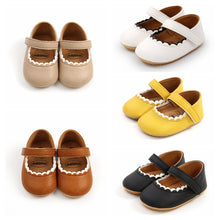 Load image into Gallery viewer, Soft Leather Baby Moccasins Shoes Newborn Rubber Sole Baby Shoes Floral Borders Toddler Shoes Baby Girls Anti-Slip Prewalker
