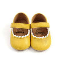 Load image into Gallery viewer, Soft Leather Baby Moccasins Shoes Newborn Rubber Sole Baby Shoes Floral Borders Toddler Shoes Baby Girls Anti-Slip Prewalker
