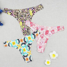 Load image into Gallery viewer, 3pcs Seamless Panties Thongs Women Underwear Sexy Intimate Tangas Ice Silk Leopard Print Thin Underpants Strings
