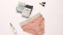 Load image into Gallery viewer, CINOON Sexy Lace Panties Women's Cotton Underwear Seamless Cute Bow Briefs Soft Comfort Lingerie Female Sexy Underpants
